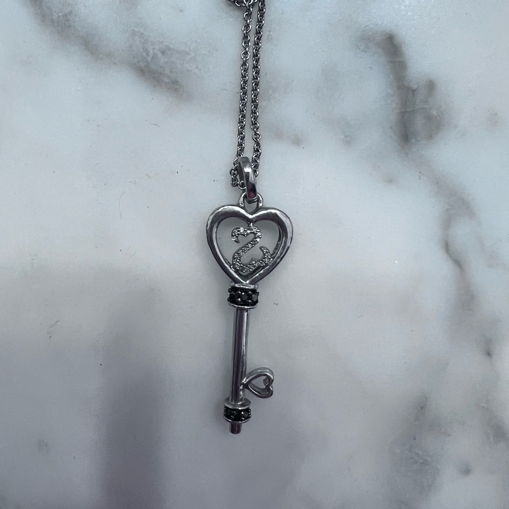 Kay jewelers, key to my heart necklace